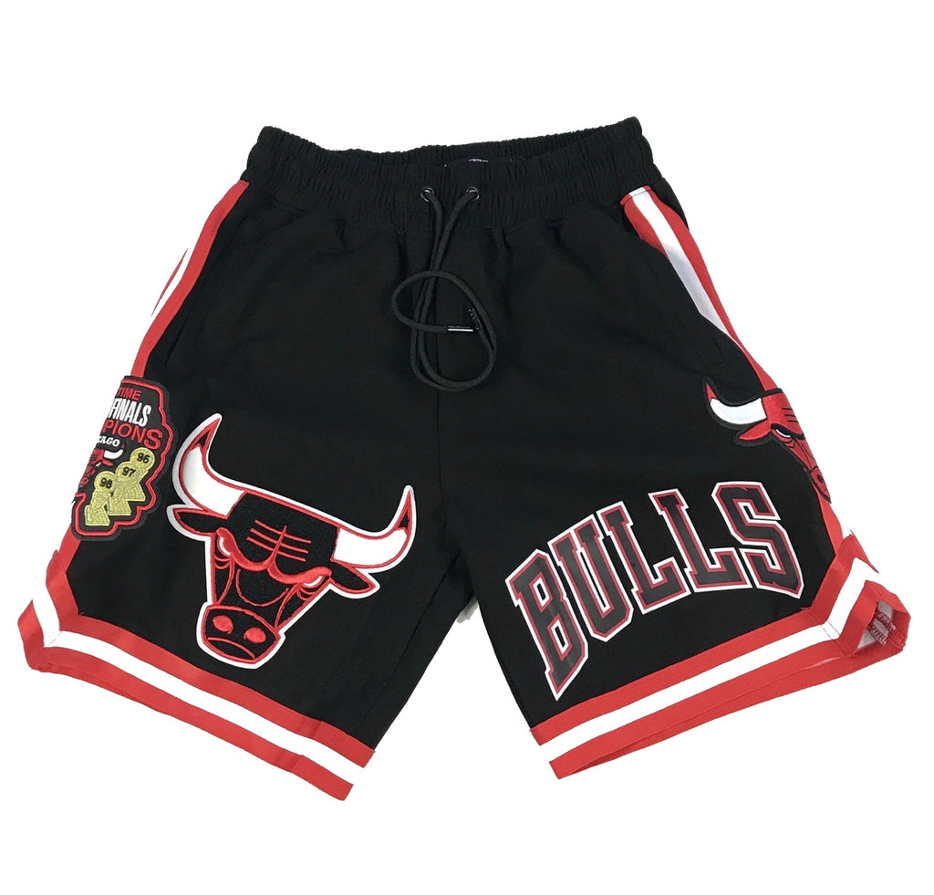 Pro Standard NBA Chicago Bulls shorts in black