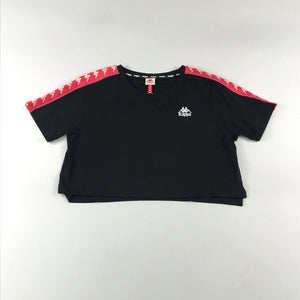 Kappa 222 Banda Apua crop tee in black-fuchsia