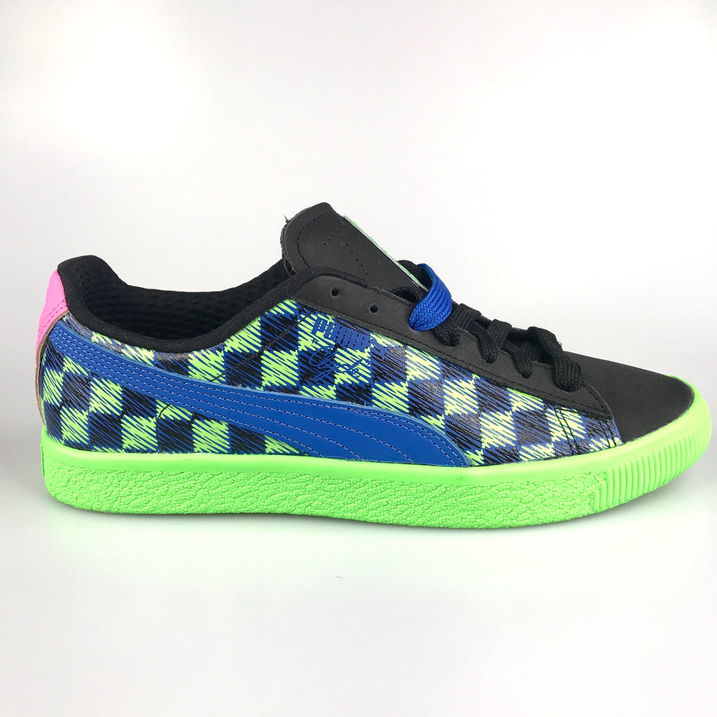 Puma Clyde Pit Crew in black-flou green