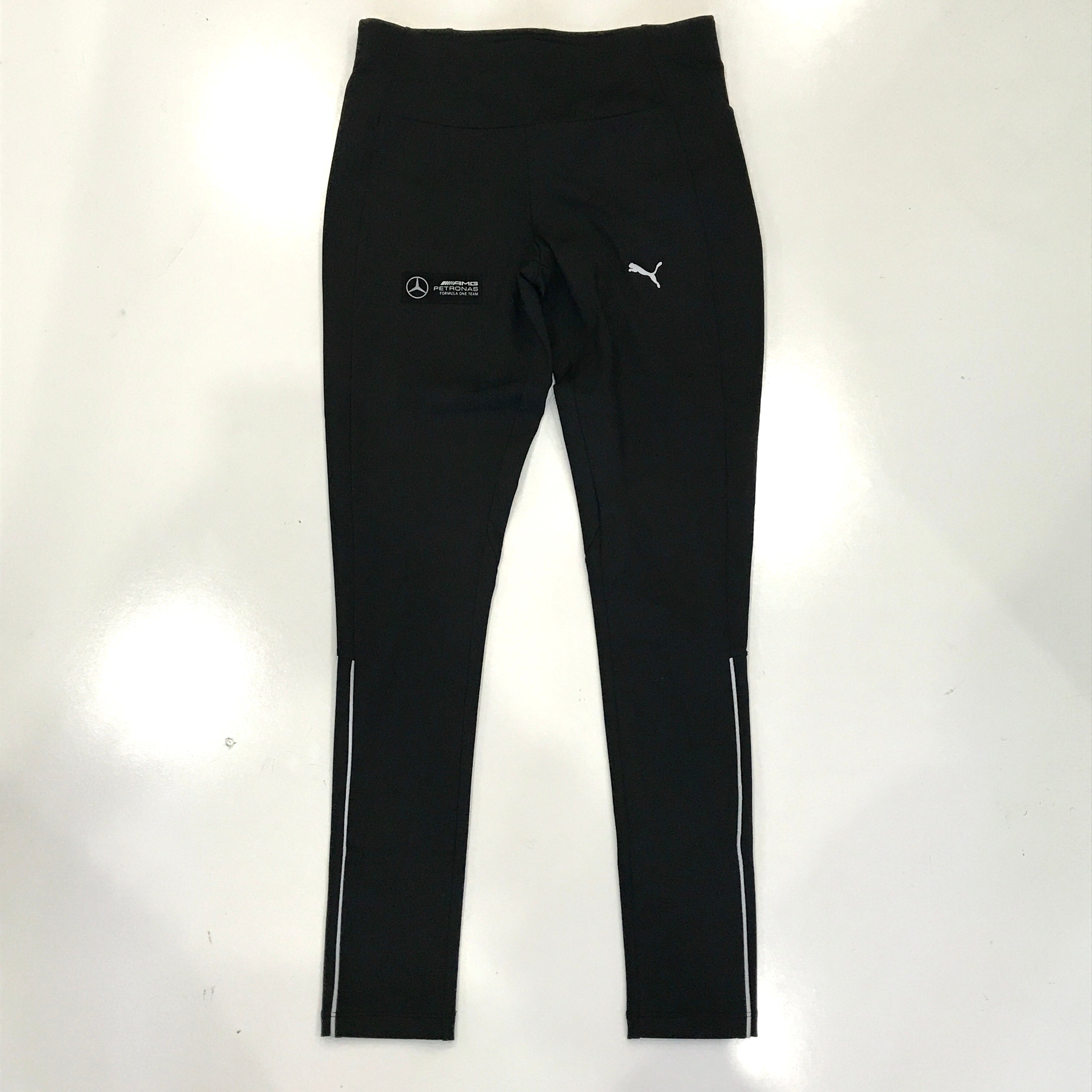 Puma MAPF1 wmn logo tee-leggings set in black